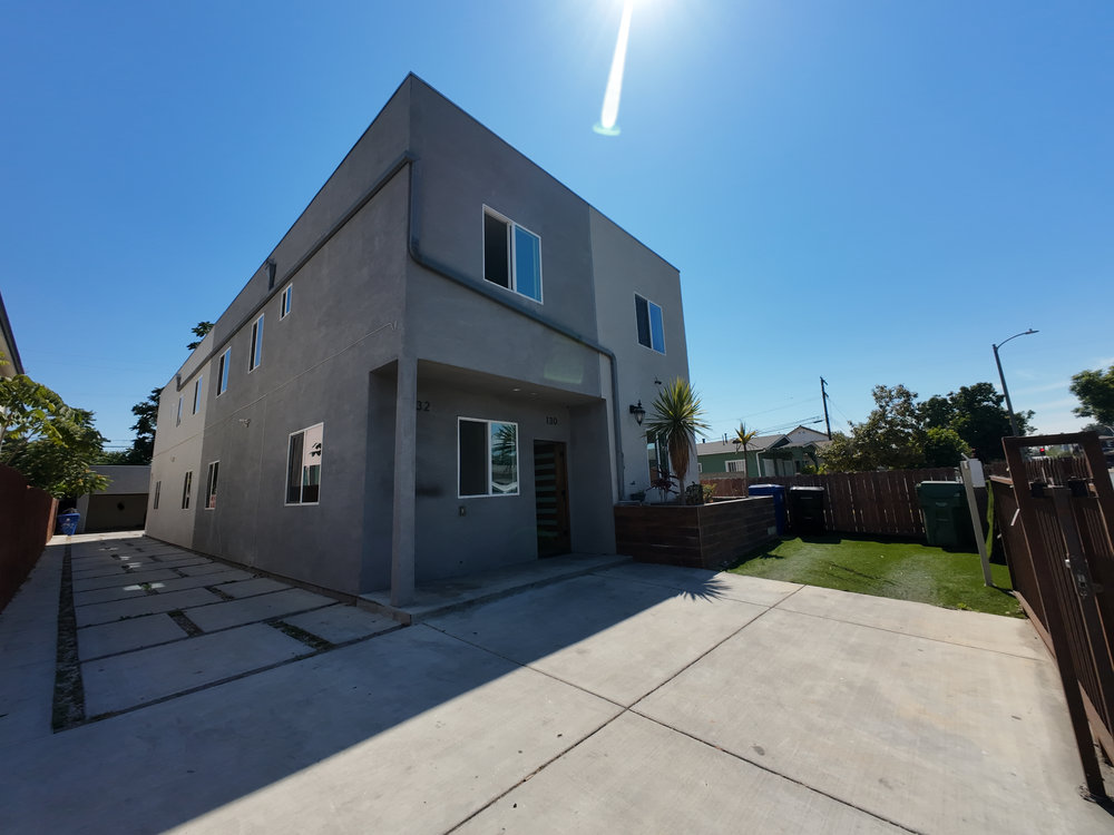 130 E 104th St · Los Angeles