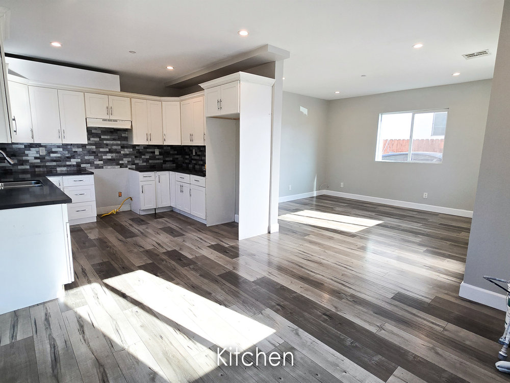 132 E 104th St · Los Angeles