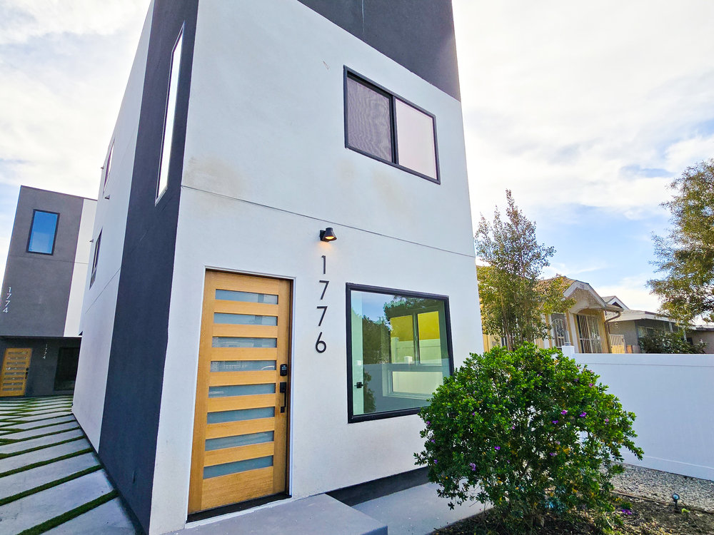 1776 W 37th Pl · Los Angeles